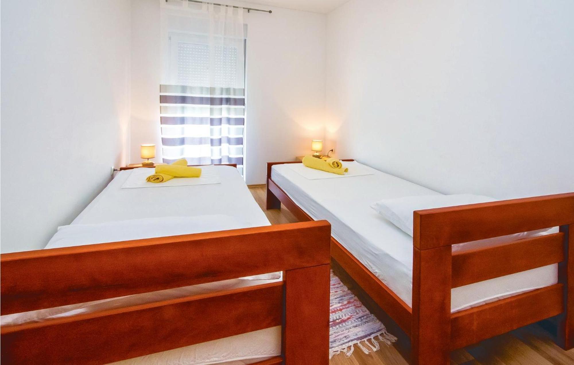 2 Bedroom Awesome Apartment In Mali Rat Sumpetar 외부 사진